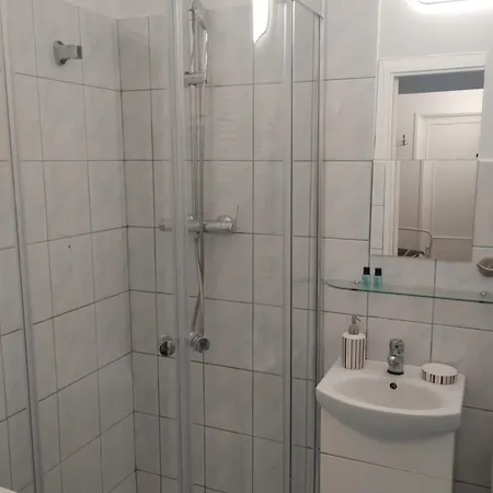 Rondo Rataje - Ekonomia I Komfort!