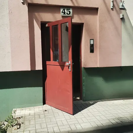 Rondo Rataje - Ekonomia I Komfort! ゲストハウス ポズナン