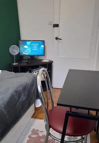 Rondo Rataje - Ekonomia I Komfort! Pensjonat *